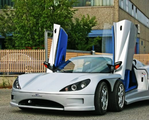 意大利Covini C6W六轮跑车