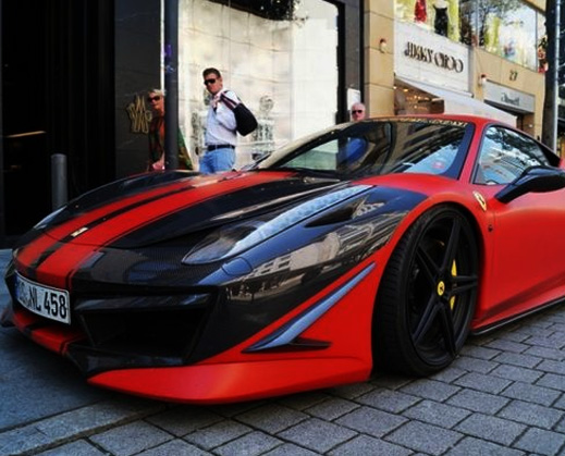 碳纤维改装版法拉利458 Italia!