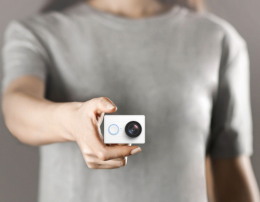 仅售 399 元，小米推出专业运动相机小蚁 / Yi Camera