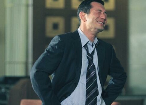 被成龙李冰冰嘲笑 黄晓明为自己正名拒背P2P黑锅